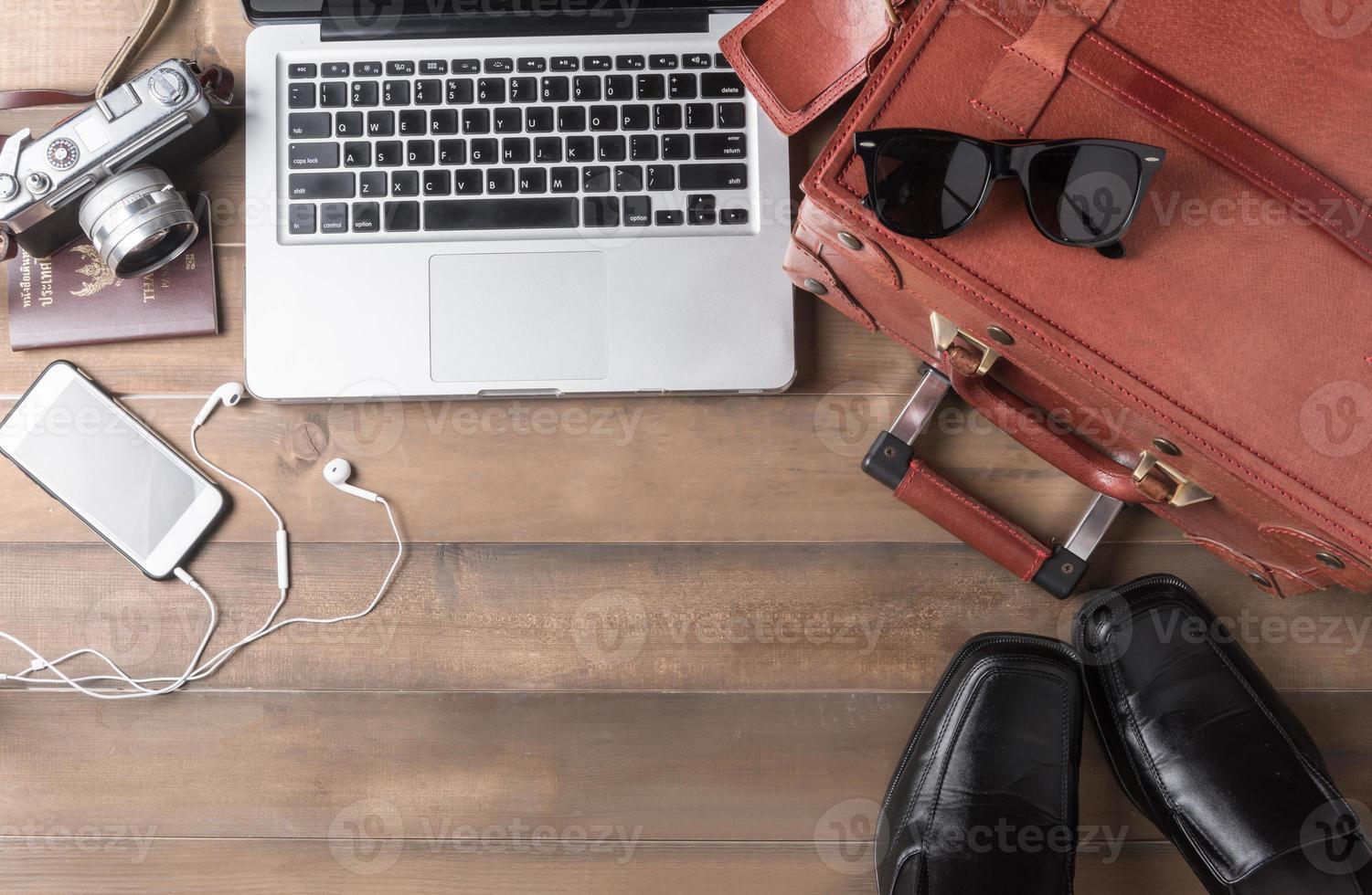 preparar accesorios y viaje artículos para negocio hombre foto