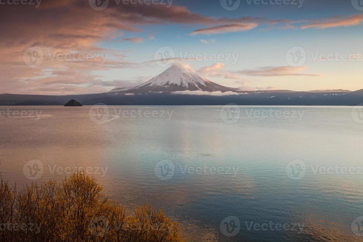 Ilyinsky volcano kamchatka photo