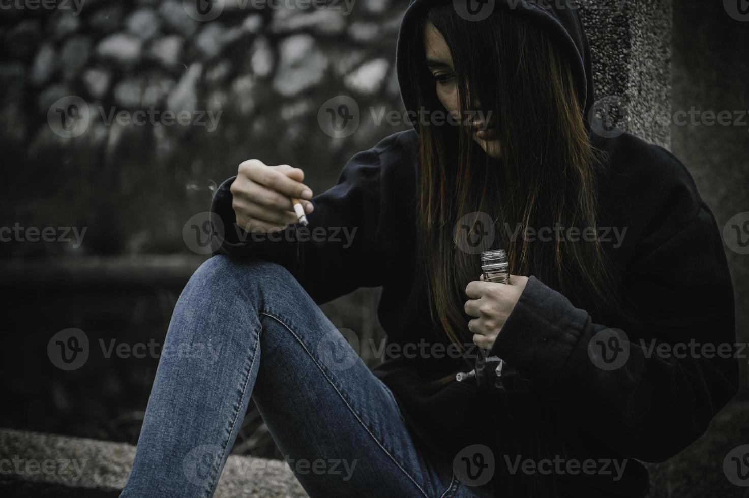 Portrait of addict drug asian woman,alcoholic woman concept photo