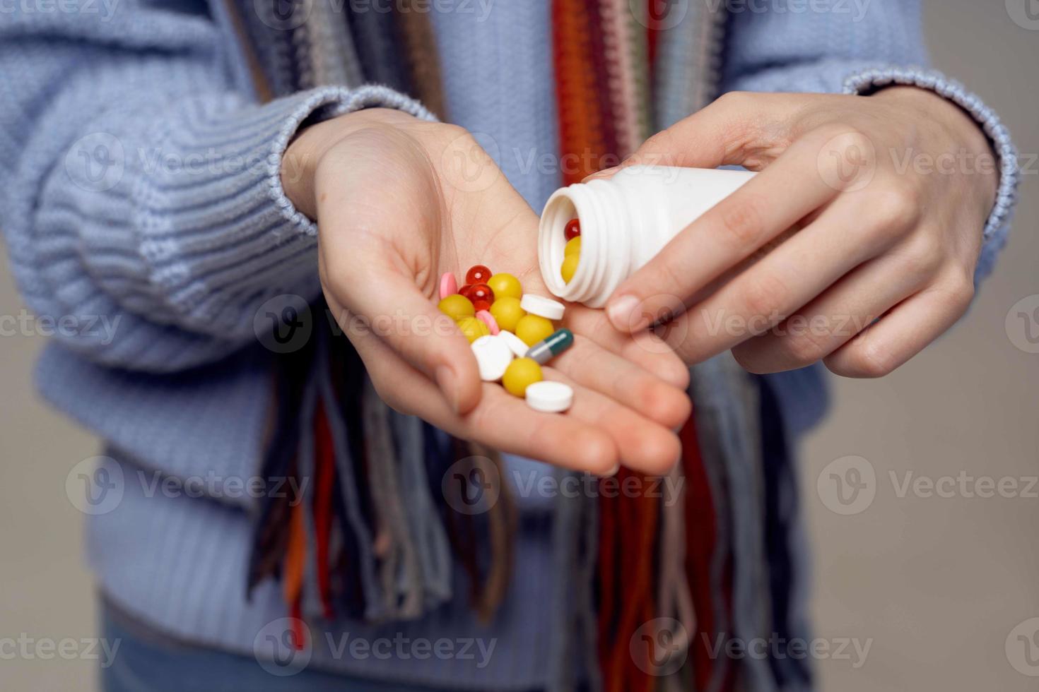 Pelirrojo mujer gripe infección virus salud cuidado ligero antecedentes foto