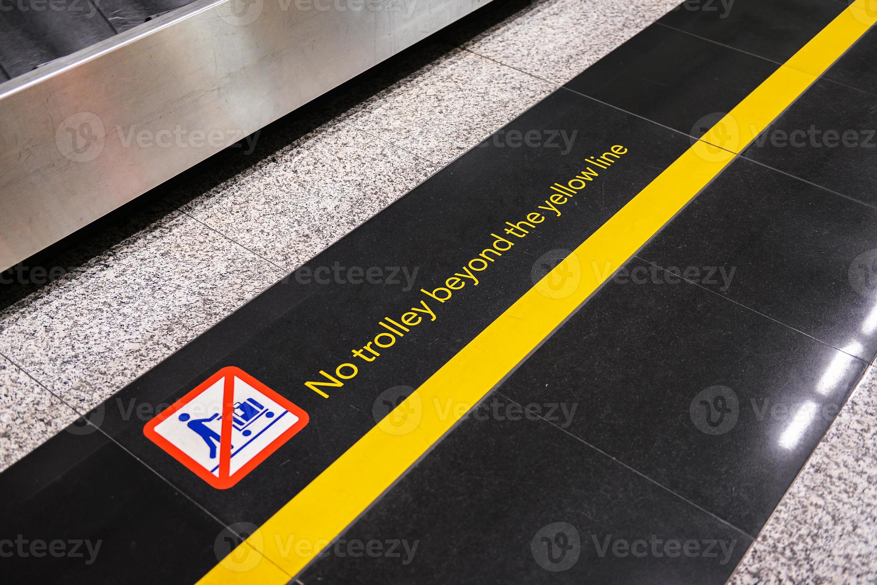 no-trolley-allowed-sign-22033528-stock-photo-at-vecteezy