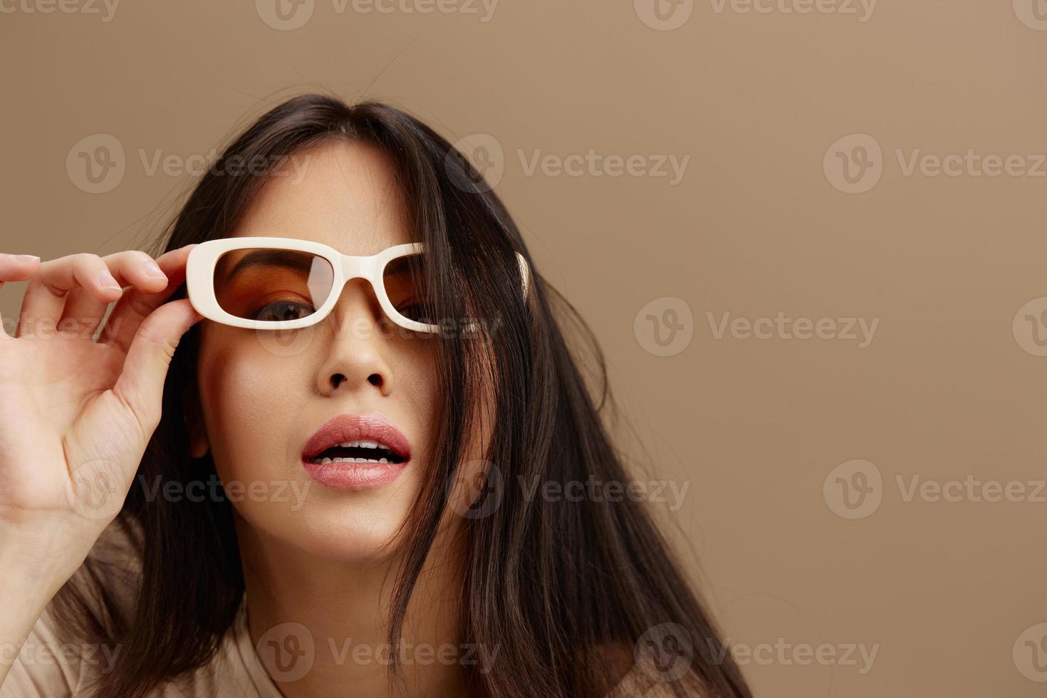woman in sunglasses t-shirt posing modern styles isolated background photo
