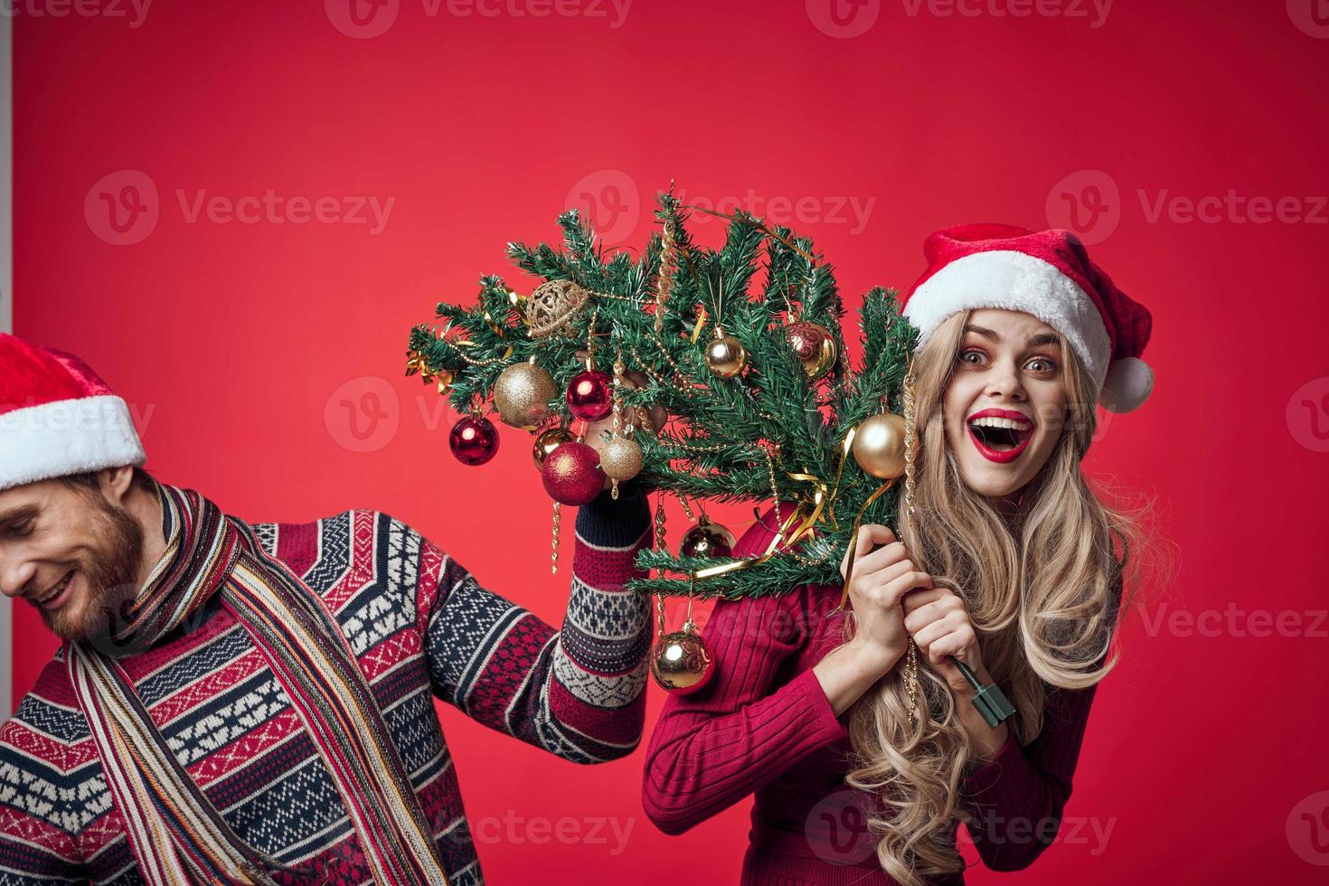 hombre y mujer emociones disgusto Navidad familia foto