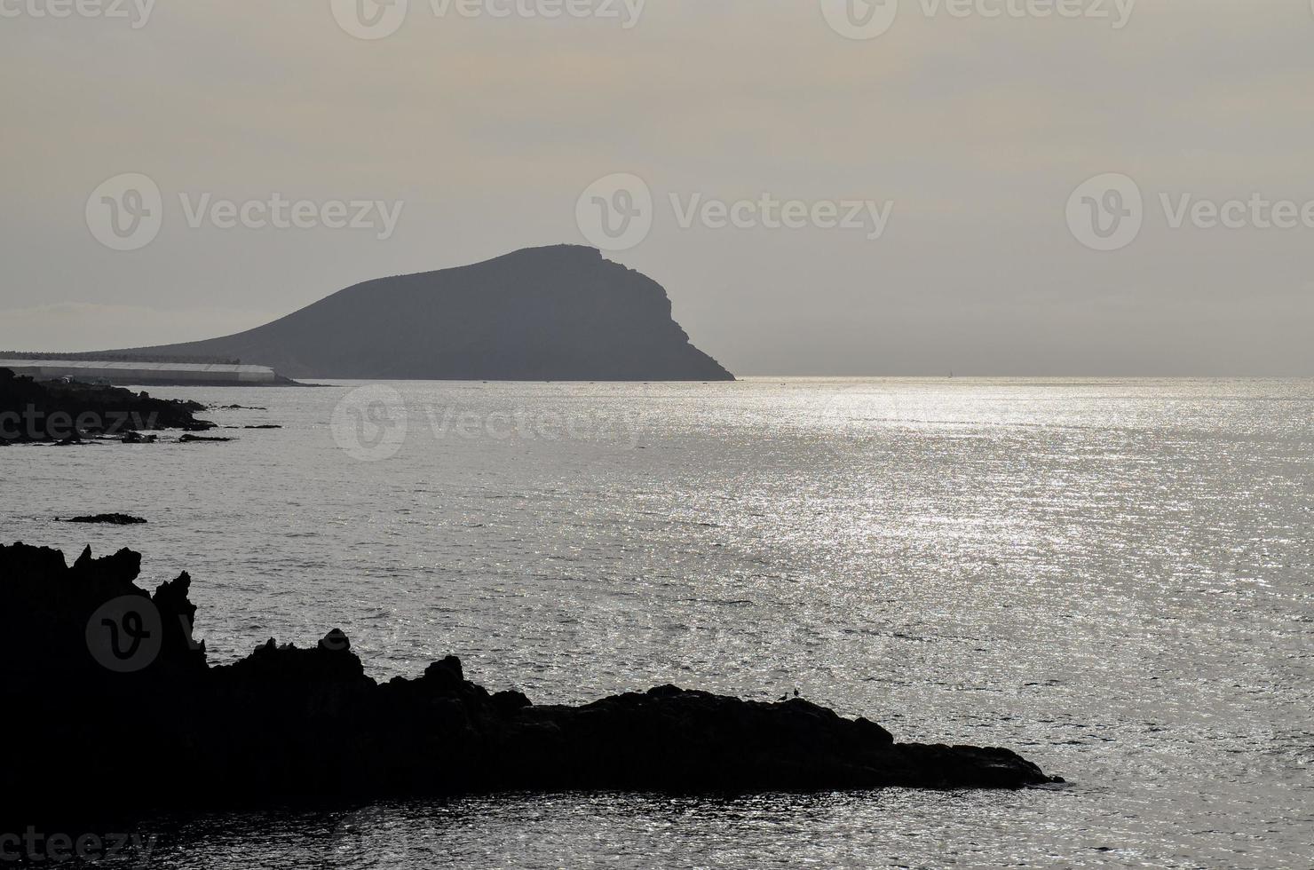 vista panorámica al mar foto