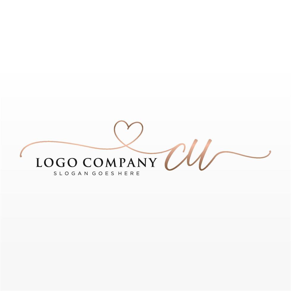 inicial cu femenino logo colecciones modelo. escritura logo de inicial firma, boda, moda, joyería, boutique, floral y botánico con creativo modelo para ninguna empresa o negocio. vector