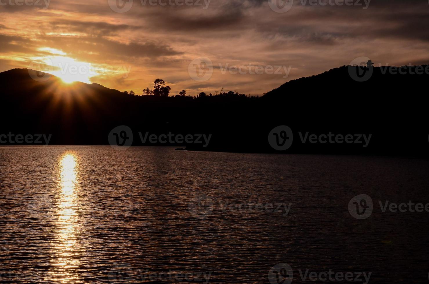 ver desde el playa apuntalar foto