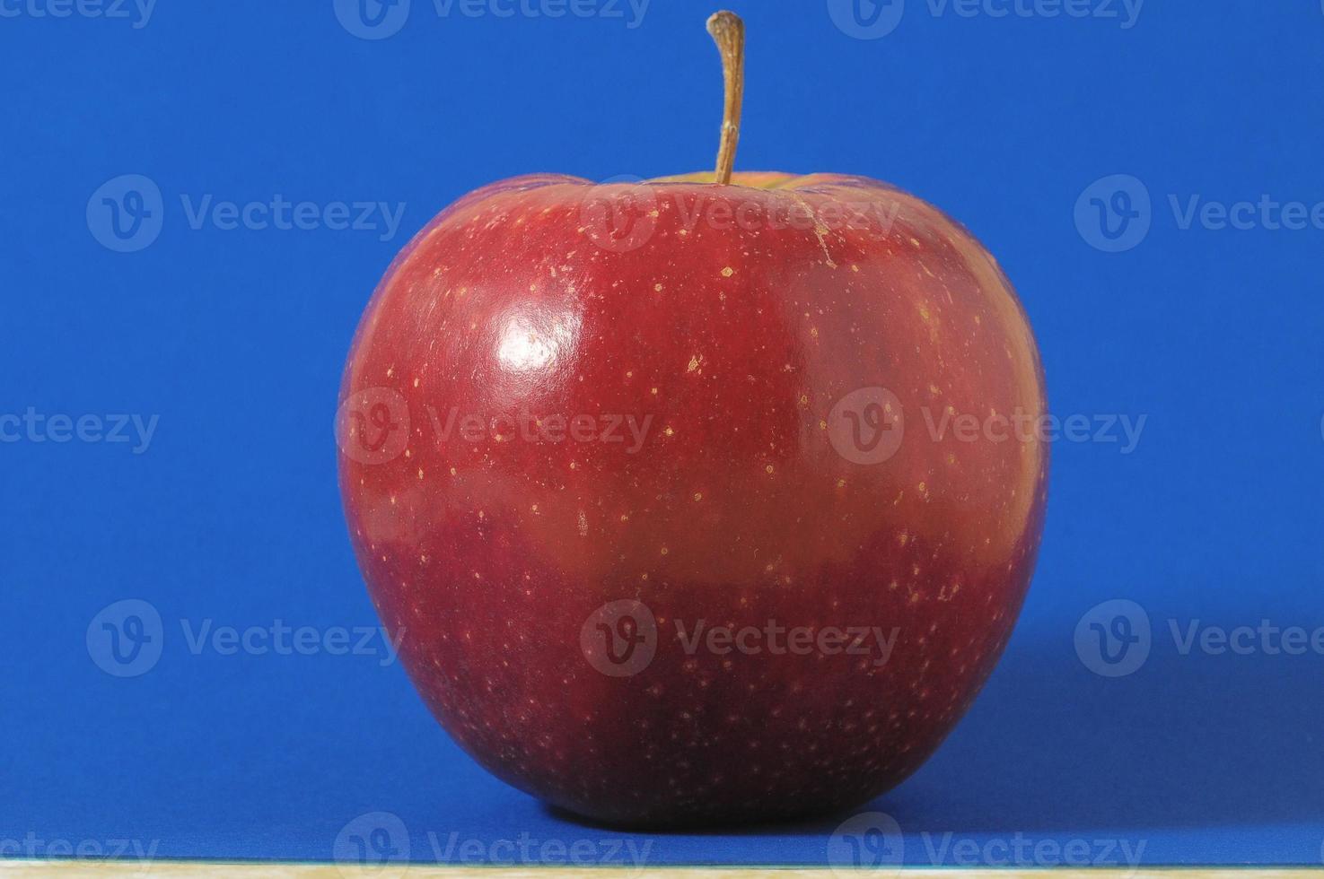 Red apple isolated photo