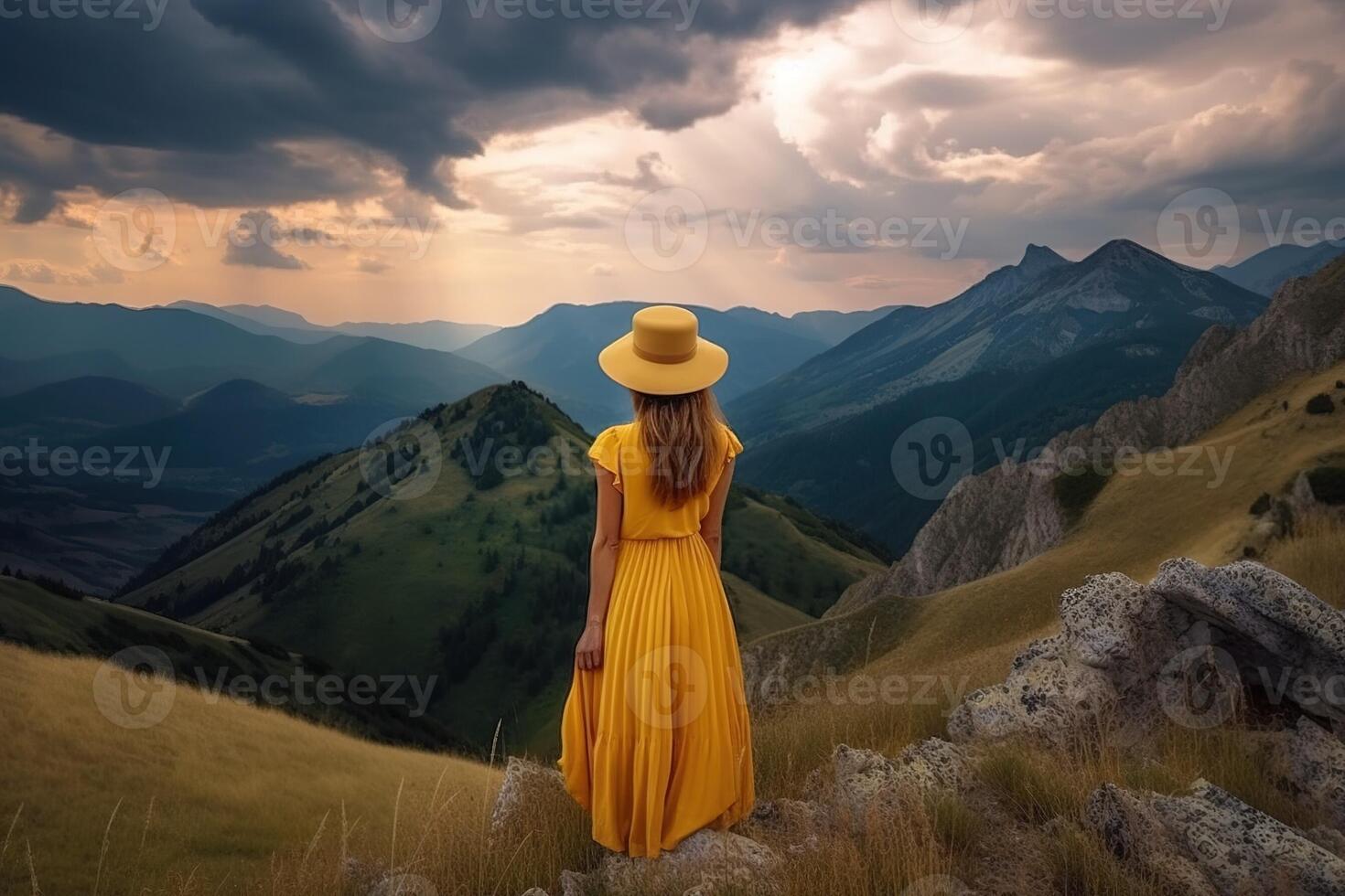 niña en un amarillo sombrero y vestir mirando a hermosa montaña paisaje. generado ai. foto