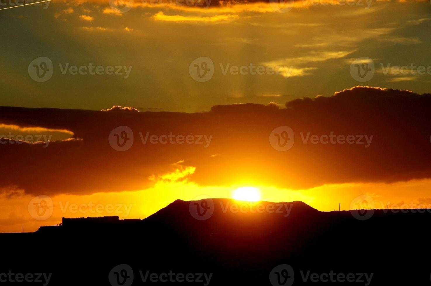 hermosa vista del atardecer foto