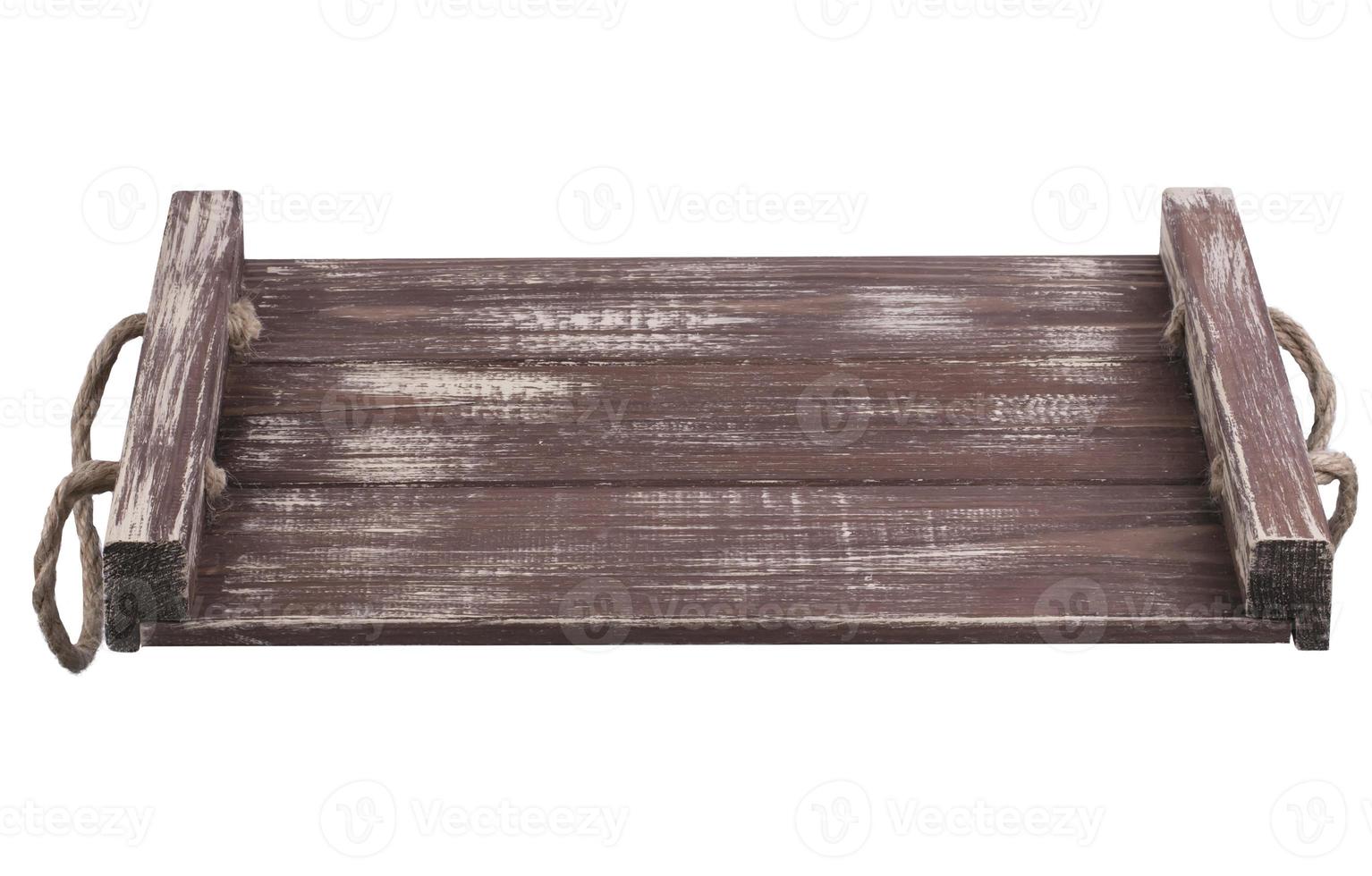 de madera bandeja en un blanco antecedentes. foto