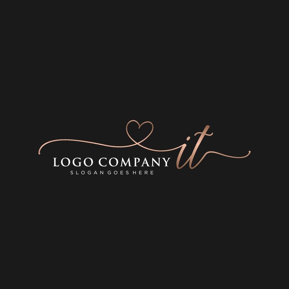 Initial IT feminine logo collections template. handwriting logo of initial signature, wedding, fashion, jewerly, boutique, floral and botanical with creative template for any company or business. vector