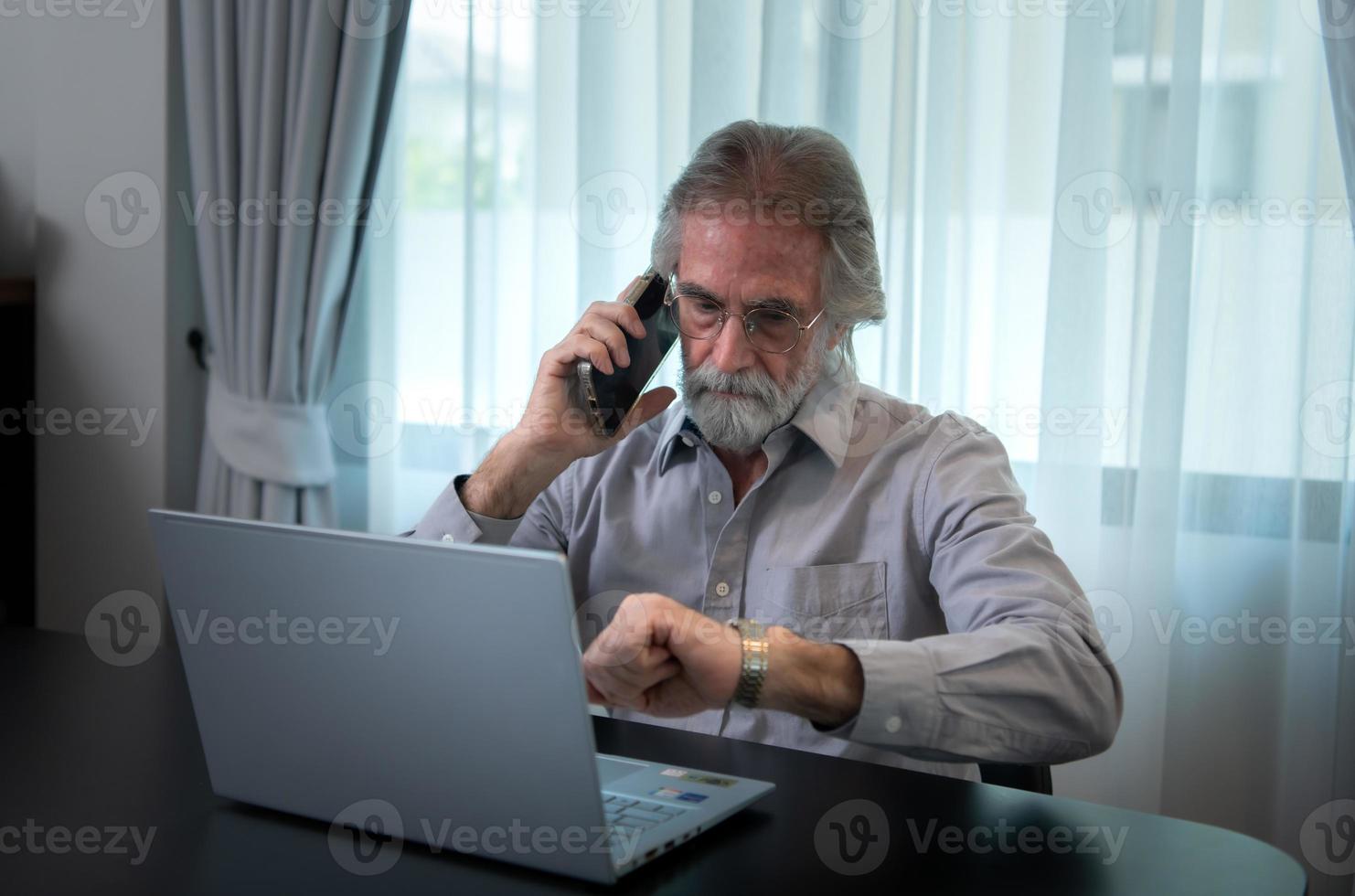 A successful entrepreneur Spends all of his time working, even on vacation, and works his entire life without thinking about retiring. photo