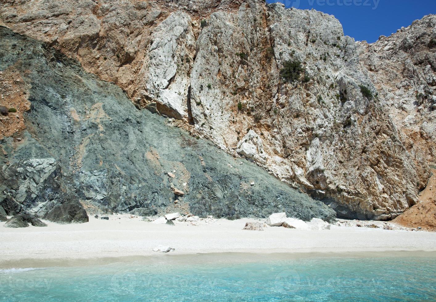 suluada isla rocoso vistoso playa foto