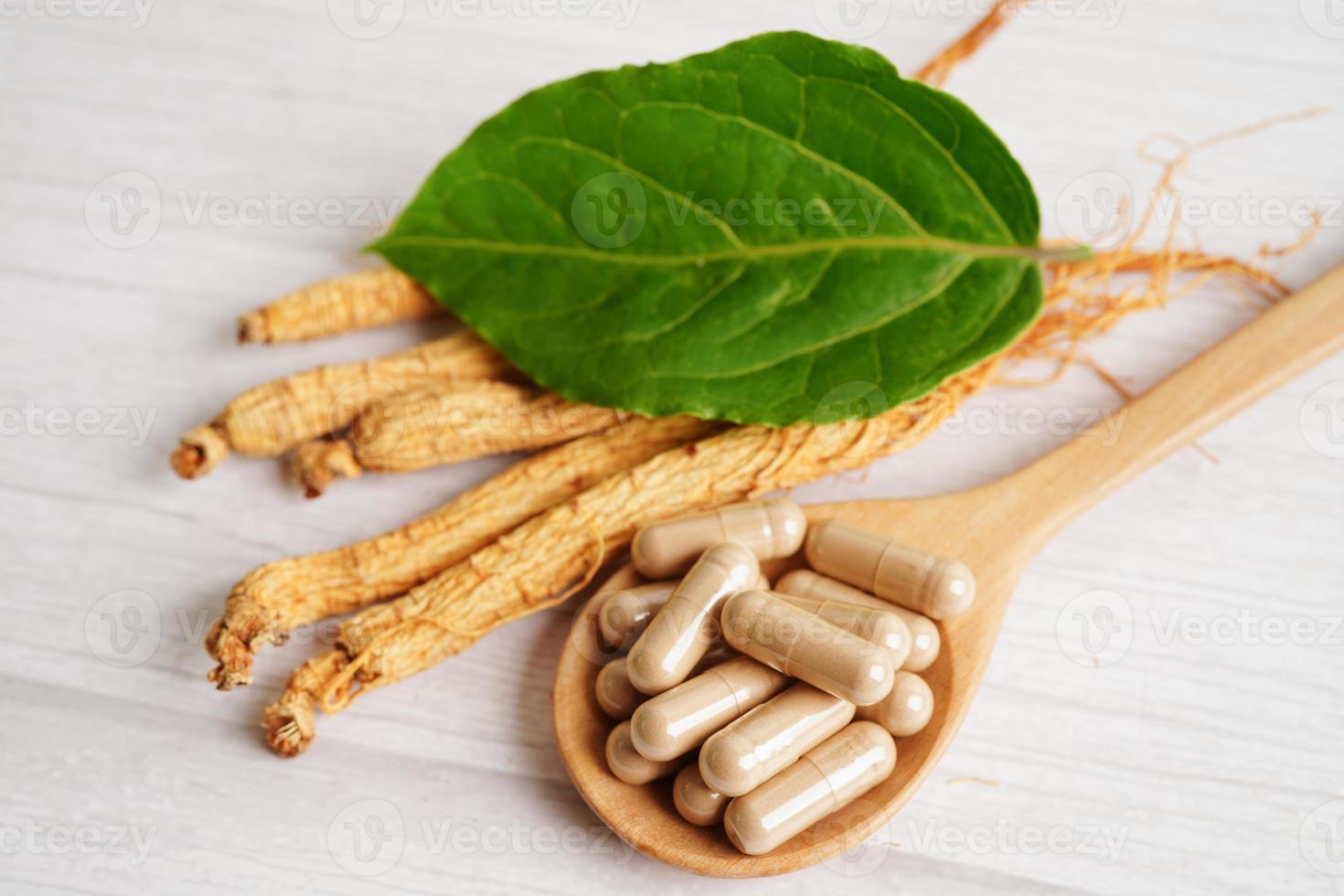 Ginseng roots and green leaf, healthy food. 22214999 Stock Photo at