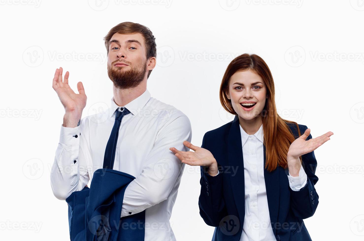 hombre y mujer trabajo colegas funcionarios profesional oficina foto