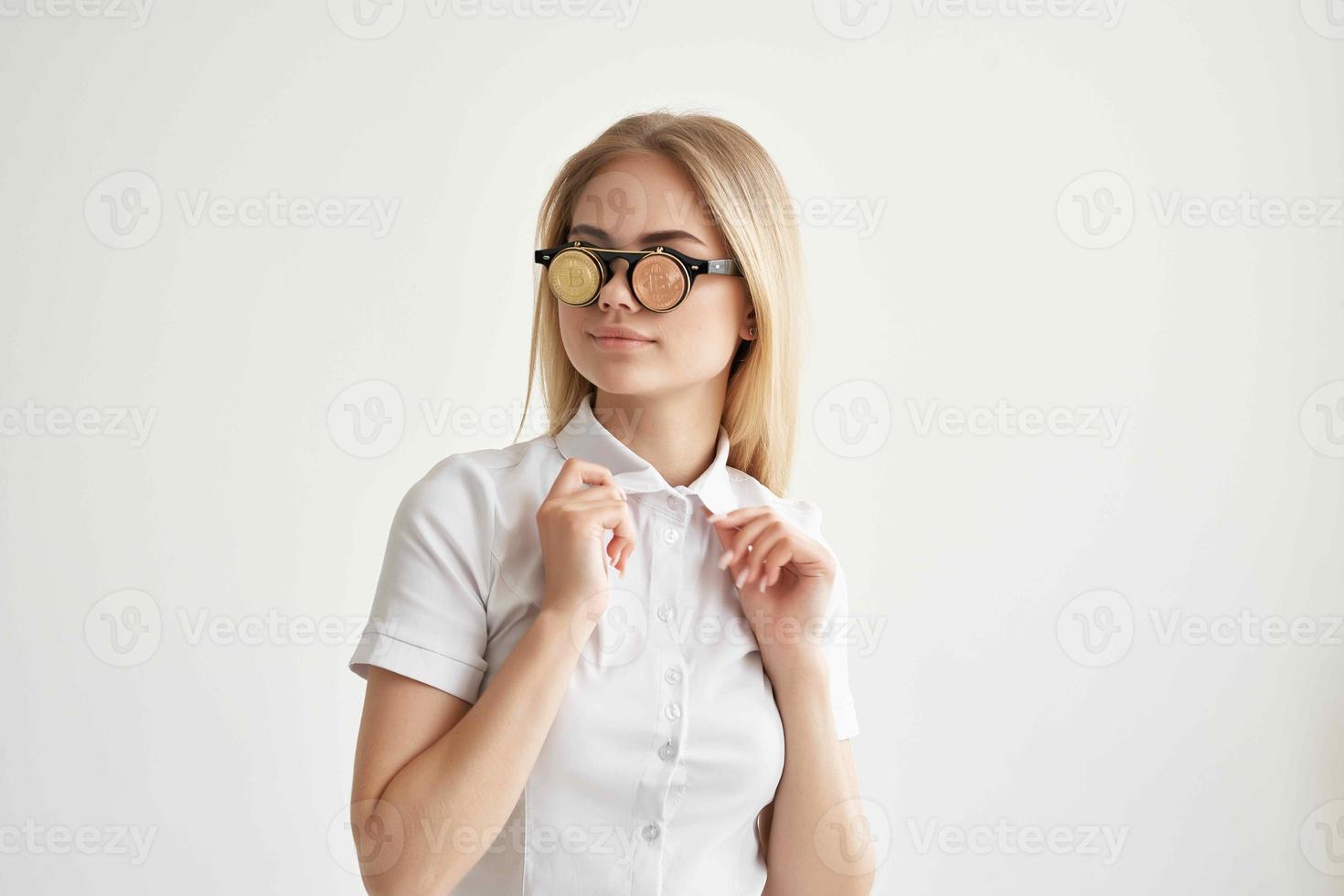 Businesswoman Bitcoin glasses light background photo