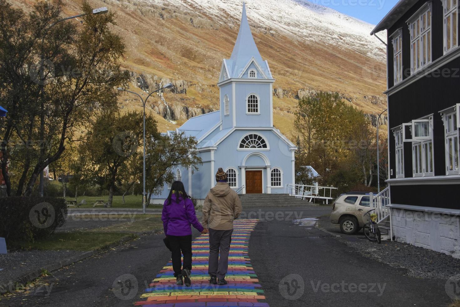 seydisfjordur Iglesia en Islandia foto