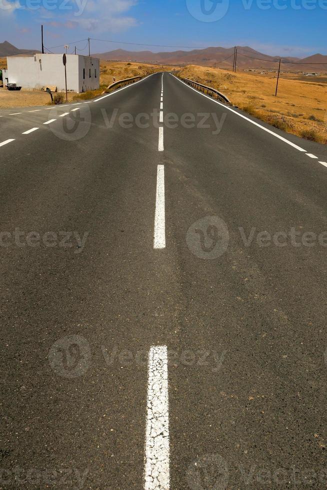 Road in the countryside photo