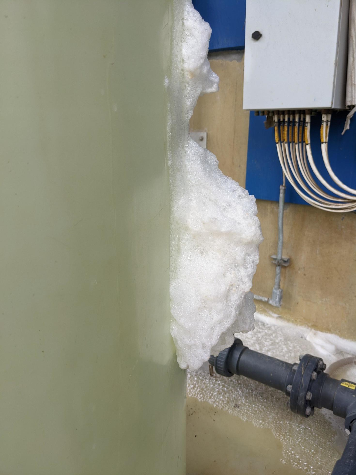 Foaming chemical cleaning water treatment plant reaction of fresh water