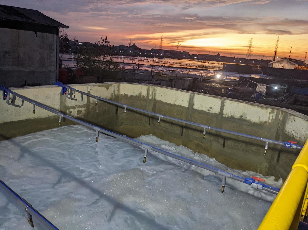 poder planta proyecto actividad agua calidad prueba, drenaje, y preparar el manguera. el foto es adecuado a utilizar para industria antecedentes fotografía, poder planta póster y electricidad contenido medios de comunicación.