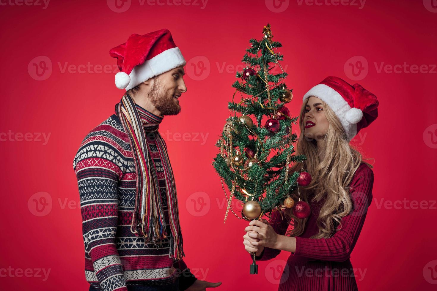 joven Pareja Navidad decoraciones decoración fiesta juntos romance foto