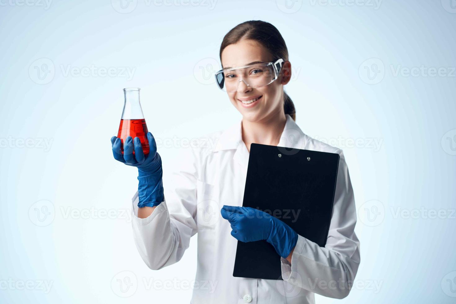 Laboratory assistant research diagnostics medicine experiment photo