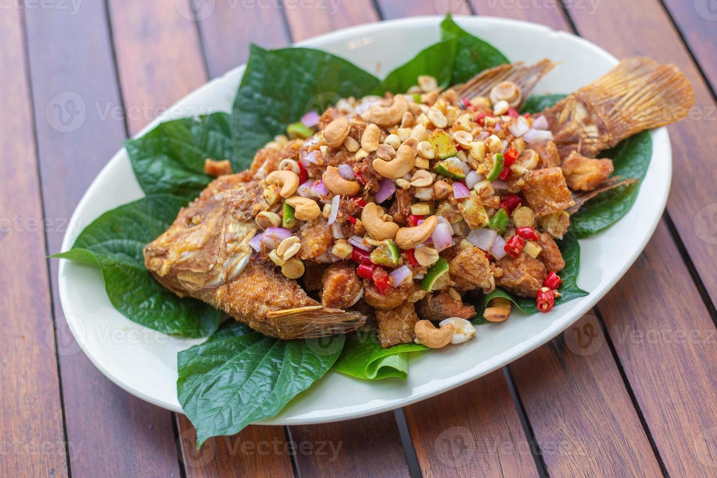 Miang Fried Red Tilapia Fish is a Thai food that has Ingredients Red ... Miang Fried Red Tilapia Fish is a Thai food that has Ingredients Red ...
