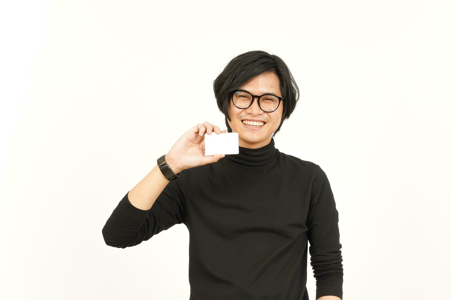 participación y demostración blanco crédito o banco tarjeta de hermoso asiático hombre aislado en blanco antecedentes foto