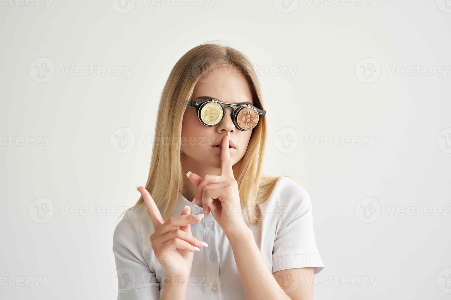 Businesswoman Bitcoin glasses light background photo