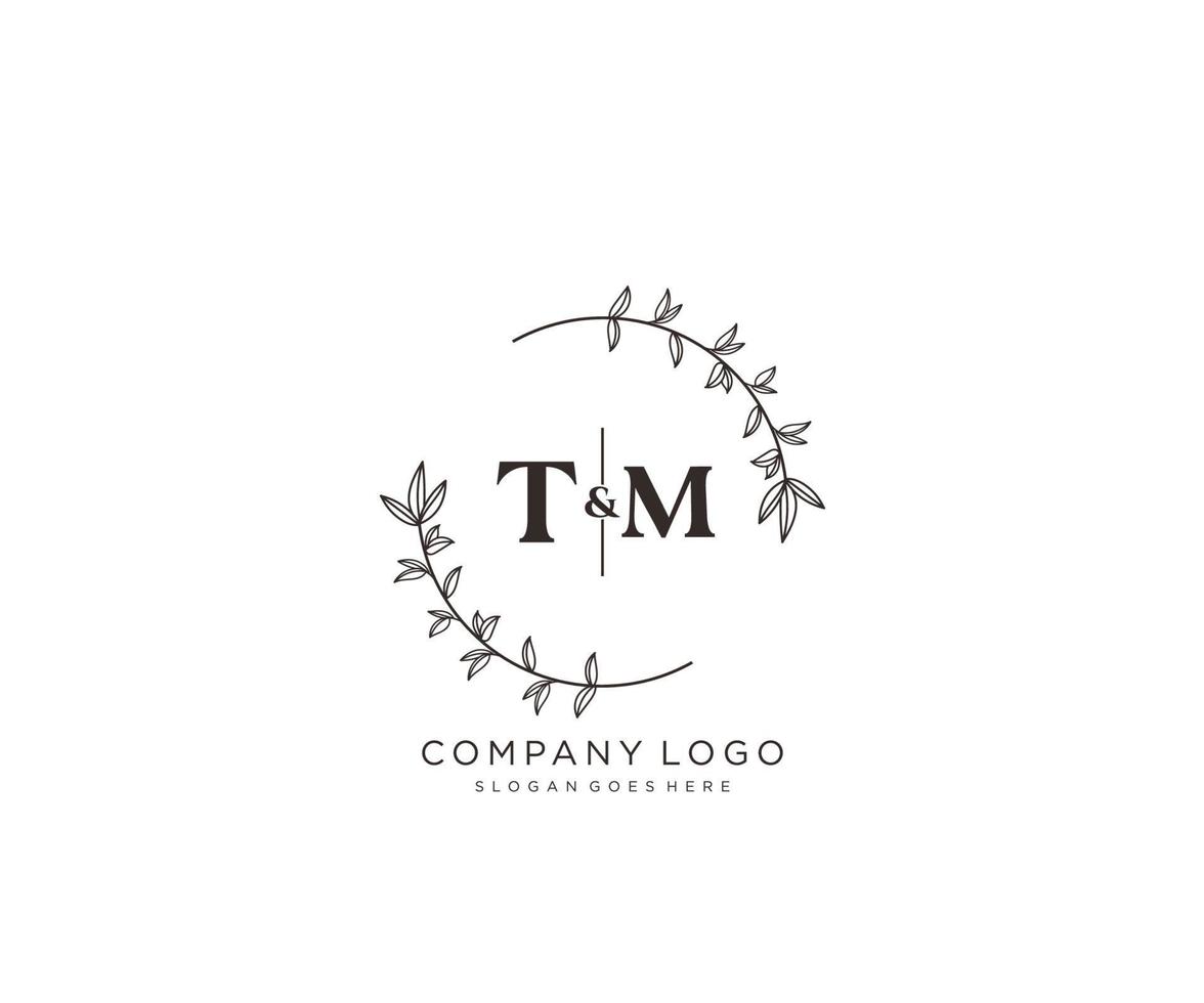 inicial tm letras hermosa floral femenino editable prefabricado monoline logo adecuado para spa salón piel pelo belleza boutique y cosmético compañía. vector