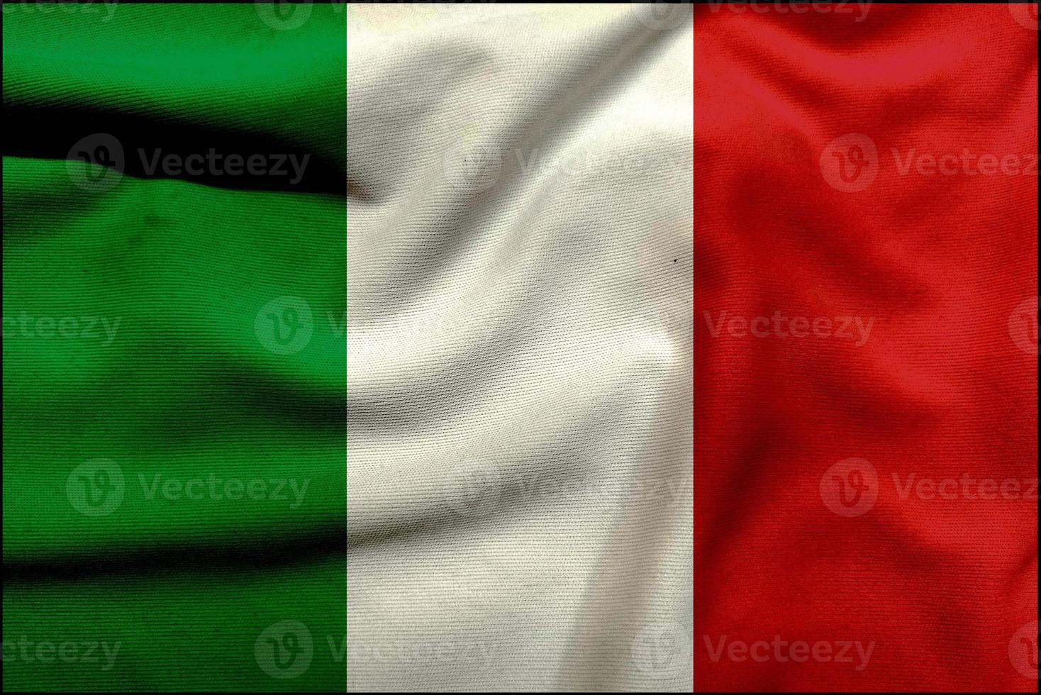 Italia bandera en el texturizado paño, contemporáneo tomar en el verde, blanco, y rojo italiano bandera foto