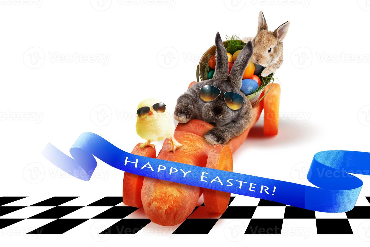 divertido conejito de pascua. feliz concepto de vacaciones de pascua. foto