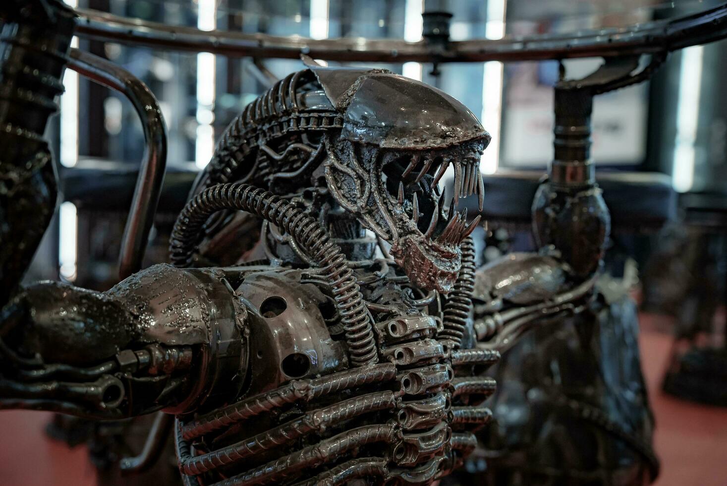 Slightly dusty xenomorph Alien statue by Eaglemoss collections photo