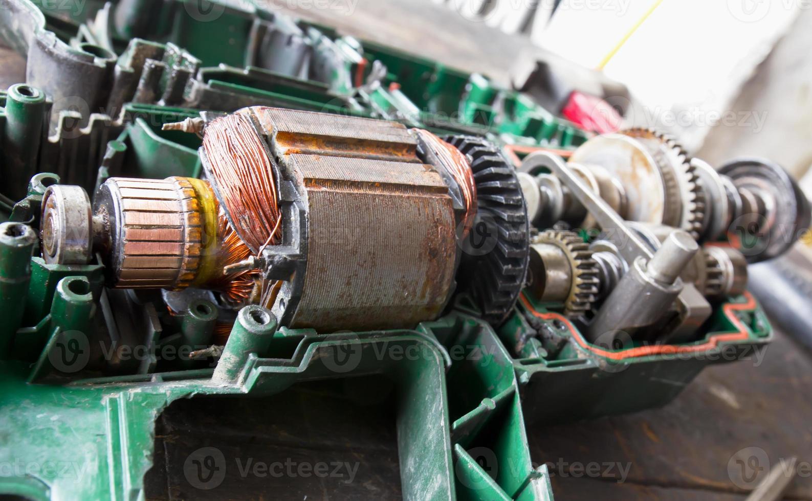Electric drill repairing photo