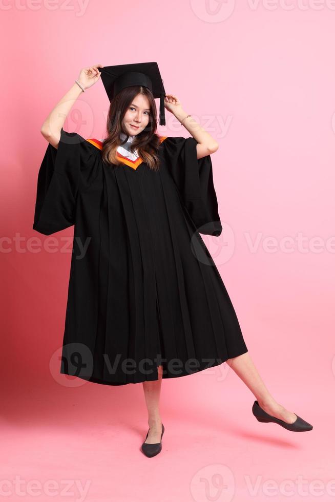 niña con graduación vestido foto