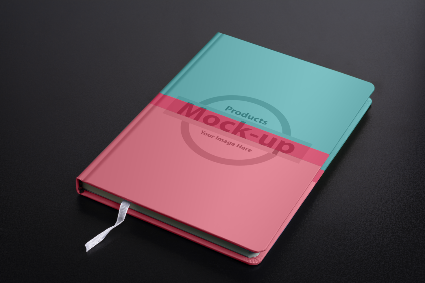 Closed daily planner notebook with smart object pages psd