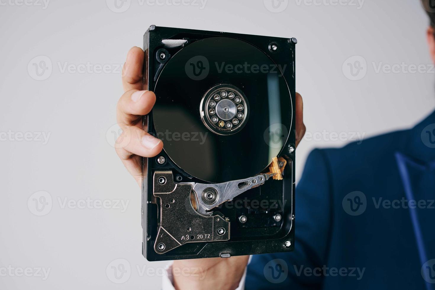large format hard disk information service technology photo