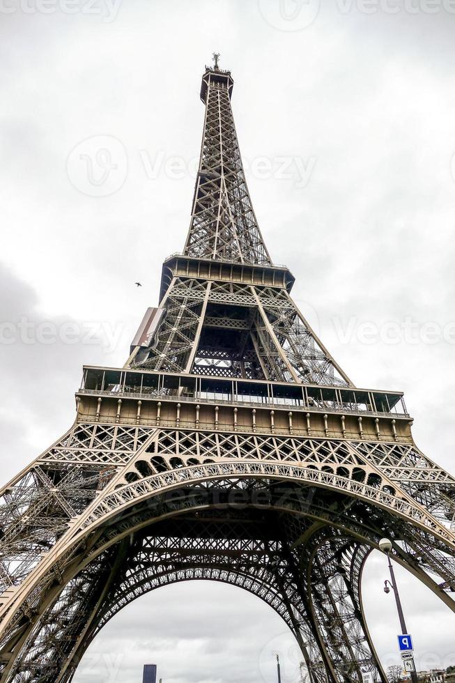 The Eiffel tower photo