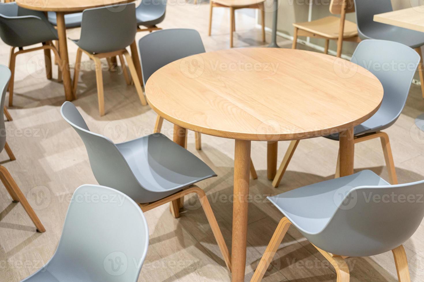 A round Dining Table with Chairs photo