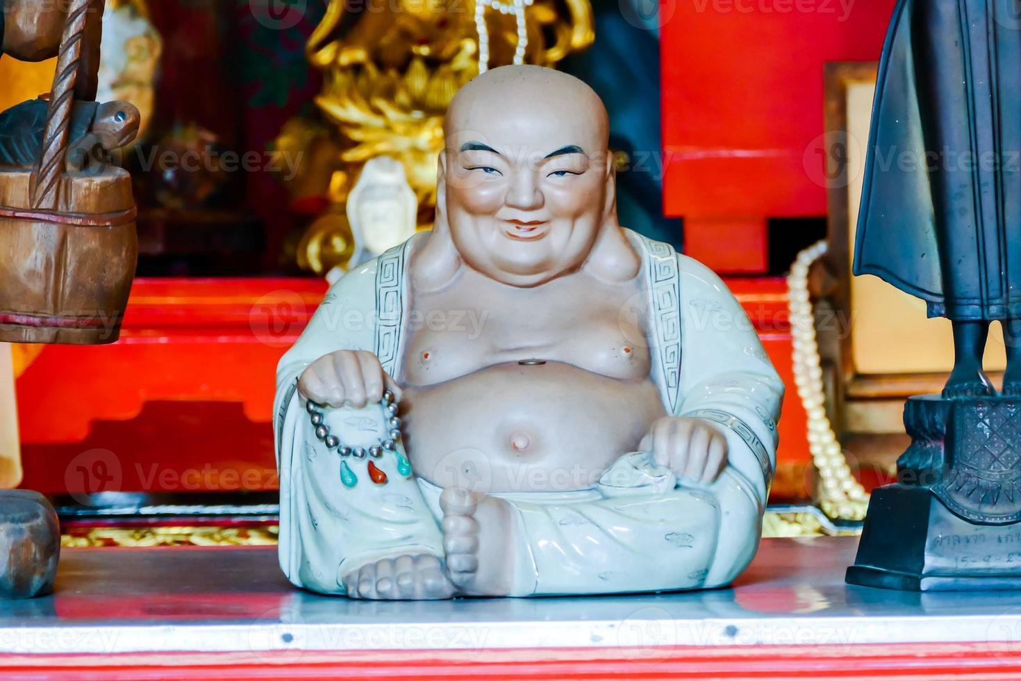 Buddhist temples and statues photo