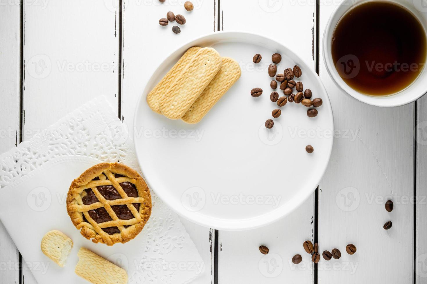 café con galleta, dulce Mañana desayuno con Copiar espacio para menú, blanco fondo, fondo de pantalla foto