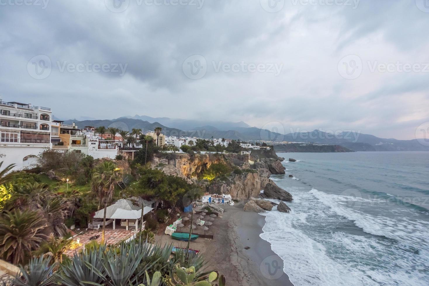 diferente puntos de vista de nerja un Mediterráneo costero pueblo en el ciudad de málaga en el Andalucía región de España foto