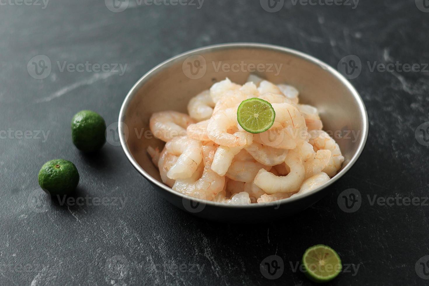 crudo Fresco camarón con Lima foto