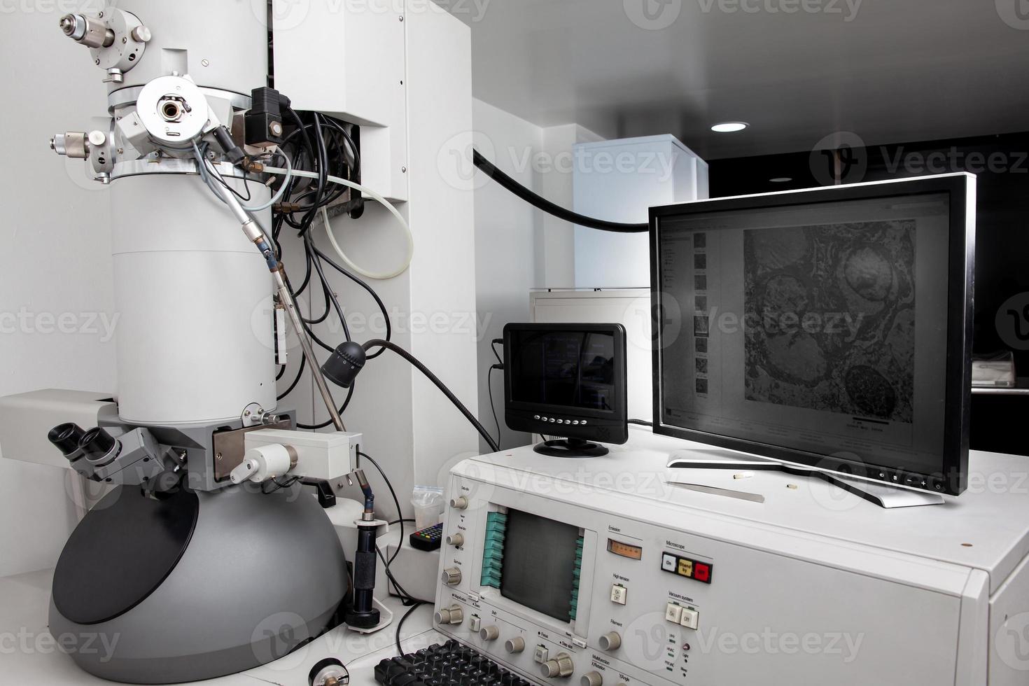 Electron microscope in a scientific laboratory used for diagnosis and research. photo