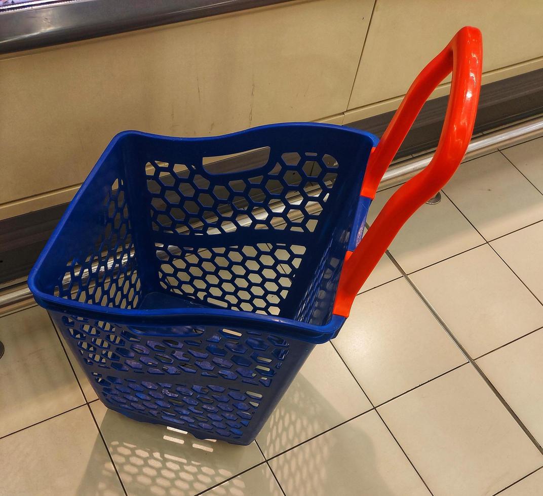 azul y rojo el plastico compras carro rodante canasta de compras cesta con rueda parte superior ver foto