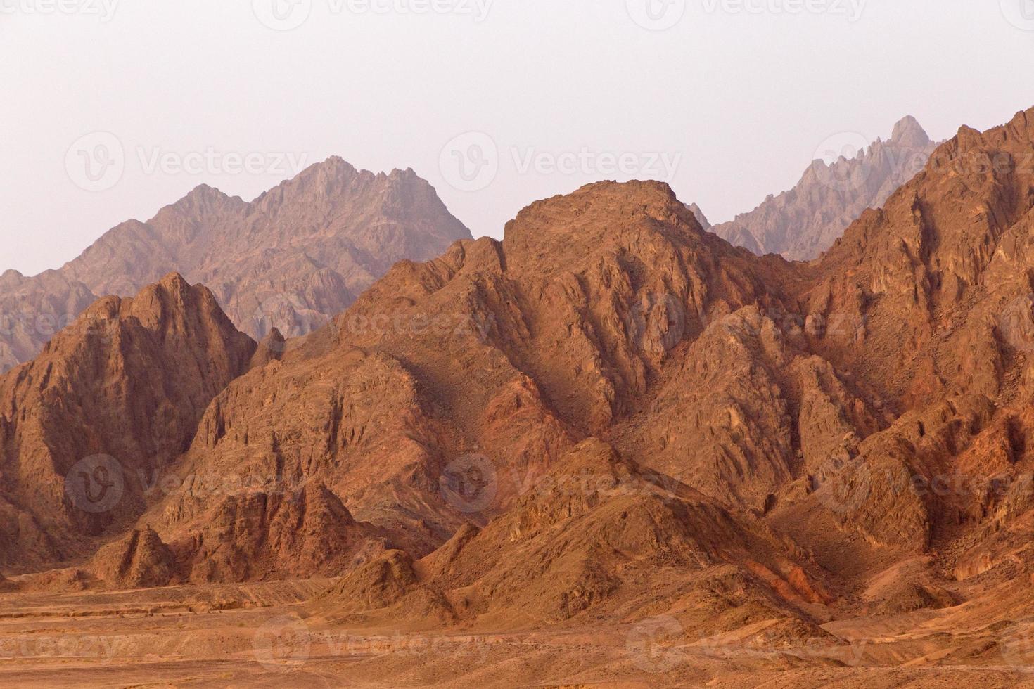 montaña rango en sinaí península, Egipto foto