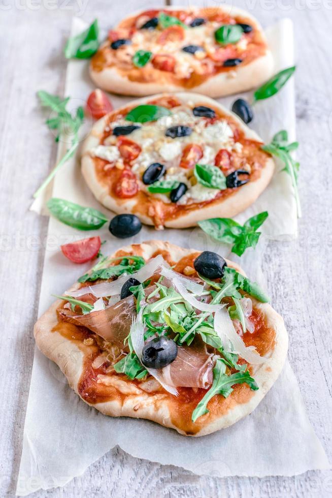 delicioso mini pizzas foto