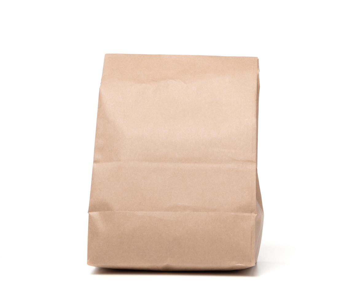 almuerzo papel bolso aislado en un blanco antecedentes foto