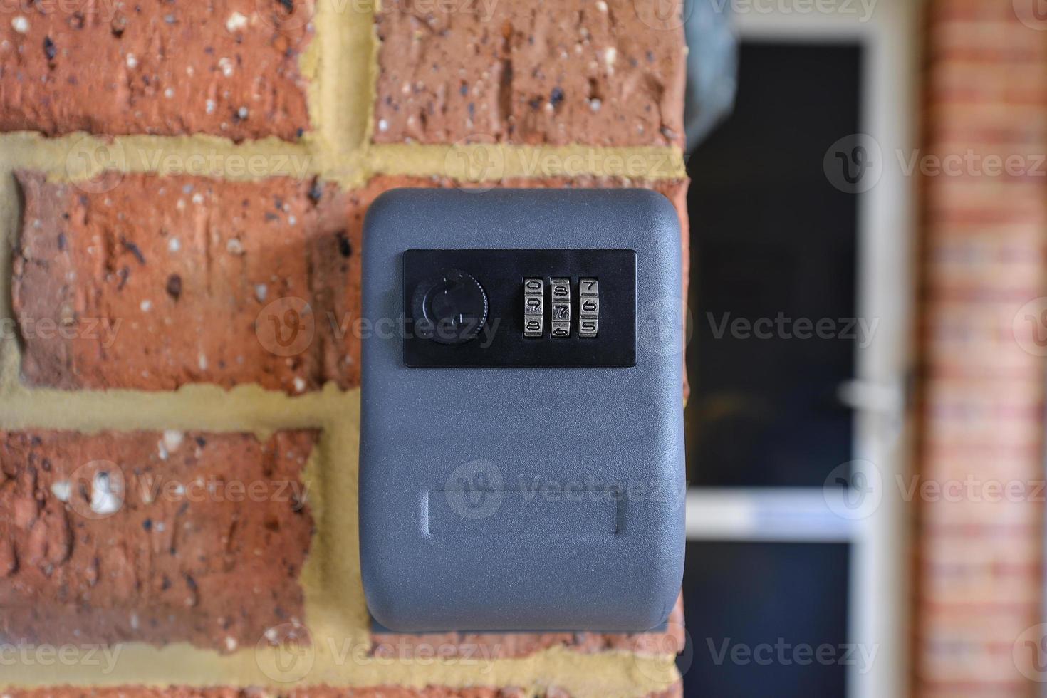 A regular security systems rolling keycode photo