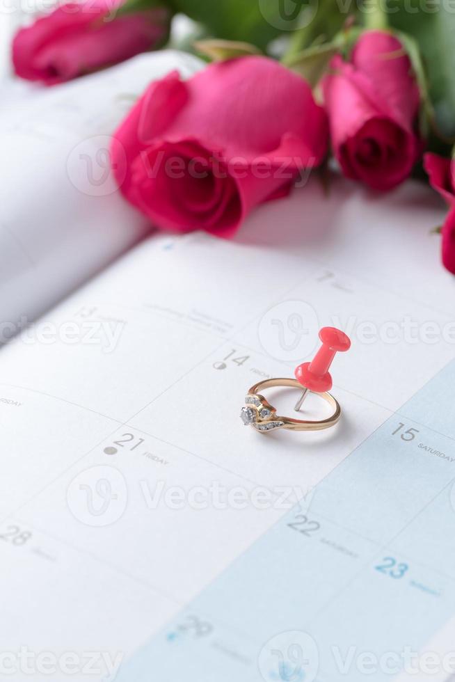 pin on calender 14 February with Wedding gold rings photo